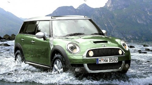 De Mini Crossover concept is de voorbode van de nieuwe Mini SUV, die in de wandelgangen nog als Crossman door het leven gaat. De ontwikkeling van deze nieuwe Brit gaat vrolijk door, getuige de nieuwe 