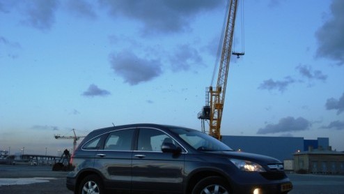 Sinds 1997 is Honda al vertegenwoordigd in het midi-SUV segment. De eerste generatie CR-V deed toen zijn intrede. In die tijd was de vraag naar dergelijke modellen beduidend lager dan vandaag de dag.