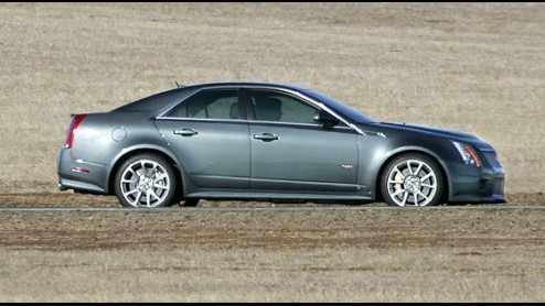 Hoewel de nieuwe Cadillac CTS-V zijn debuut zal hebben op de Detroit Motorshow in januari, is deze Amerikaanse krachtpatser al gespot in vol ornaat. Met een grote V8 en meer dan 500 pk moet dit een wa