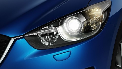 De nieuwe Mazda CX-5 heeft in ons land een vliegende start gemaakt. Dankzij de zuinige 2.0 liter SkyActiv-benzinemotor viel de stoere Japanner eventjes in de 20% bijtellingscategorie waardoor de verko