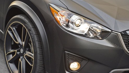 Voor de SEMA show in Las Vegas heeft Mazda een aantal CX-5's opgetuigd. Ze mogen daar de show stelen als stoere CX-5 180, CX-5 Demspey en CX-5 Urban. Die laatste is onze favoriet.