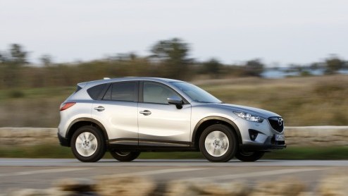 De nieuwe Mazda CX-5 schept hoge verwachtingen. Het model is niet alleen de eerste compacte SUV van het merk maar ook eerste Mazda gebouwd volgens de op efficintie gerichte SkyActiv gedachte. In Bari