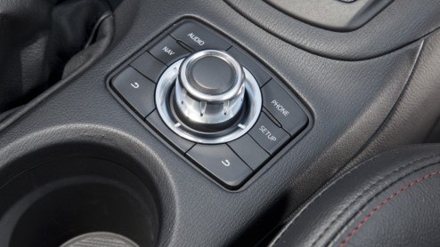 De nieuwe Mazda CX-5 schept hoge verwachtingen. Het model is niet alleen de eerste compacte SUV van het merk maar ook eerste Mazda gebouwd volgens de op efficintie gerichte SkyActiv gedachte. In Bari