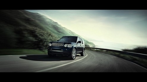 Land Rover heeft de prijzen bekendgemaakt van de voor het modeljaar 2012 verder verbeterde Land Rover Discovery 4 en Range Rover Sport. En dat levert geen hogere maar juist lagere prijskaartjes op! Oo