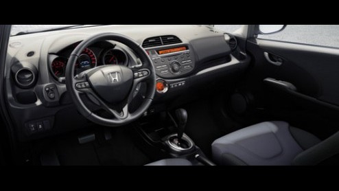 Na een sportief getinte Jazz Si heeft Honda ook een extra comfortabele variant in de showroom gezet; de Jazz 1.4 Comfort Plus.