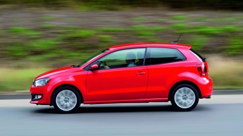 Volkswagen verrast met een aangescherpte prijs van de Polo. Die is er als Easyline tot medio september vanaf 10.990 euro. Dat is leuk instappen!