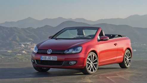 De Volkswagen Golf Cabriolet verliet jaren geleden de showroom om later opgevolgd te worden voor de Eos. Op de Autosalon van Genve blaast het merk de luchtige Golf toch weer een nieuw leven in. Net a
