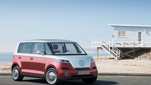 Hallo Bulli! De Volkswagen Bulli doet oude tijden herleven als moderne interpretatie van de originele Volkswagen bus. Het studiemodel borduurt voort op de allereerste Transporter (T1) van 1950 en is a