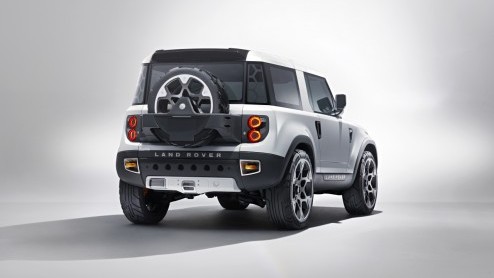Als Land Rover aankondigt over een nieuwe Defender na te denken doen de Britten het meteen goed. Op de IAA staan niet en maar twee studiemodellen die verwijzen naar het productiemodel dat in 2015 op 