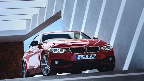 BMW 4 Serie Coup is de luxe, exclusievere en nog sportievere broer van de 3 Serie. Hij staat hoger op de ladder en komt in oktober naar Nederland.