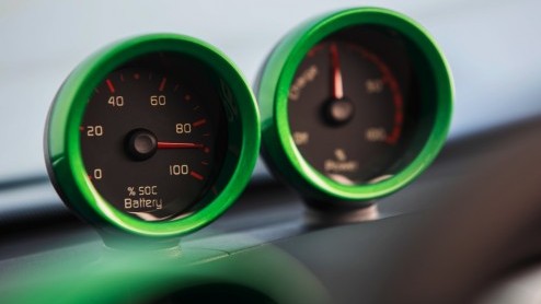 Blokje om met de smart fortwo BRABUS electric drive. Meer vermogen, potige looks en stiekem nog comfortabel ook!