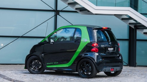 Blokje om met de smart fortwo BRABUS electric drive. Meer vermogen, potige looks en stiekem nog comfortabel ook!