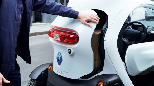 Renault Twizy Cargo naar Nederland, een nieuwe variant met 180 liter bergruimte op de plek van de achterste zitplaats. Prijzen vanaf 6.603 euro exclusief BTW