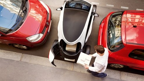 Renault Twizy Cargo naar Nederland, een nieuwe variant met 180 liter bergruimte op de plek van de achterste zitplaats. Prijzen vanaf 6.603 euro exclusief BTW