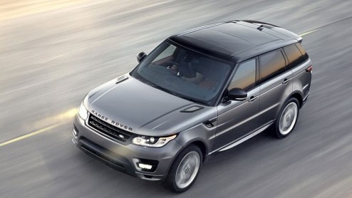 Land Rover heeft het doek getrokken van de Range Rover Sport. Het is volgens zijn makers de snelste, meest wend- en handelbare Land Rover ooit, en is parallel aan de nieuwe Range Rover ontwikkeld.