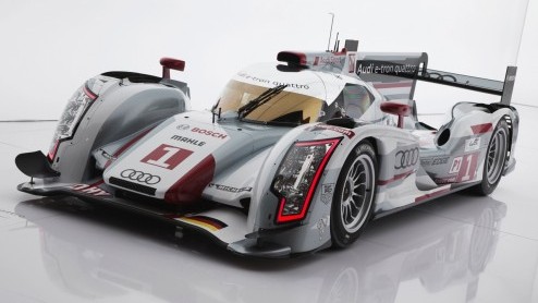Audi R18 e-tron quattro is verbeterd voor de 24 uur van Le Mans in 2013. De elektromotoren zijn sterker geworden, het gewicht is aangepast en de aerodynamica is verbeterd.