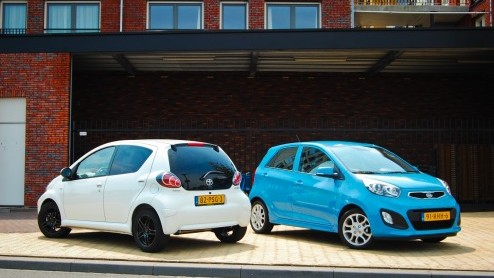 De eerste kennismaking met de Kia Picanto was veelbelovend. De vraag rees of de nieuwe Koreaanse spruit het stokje over zou kunnen nemen van n van de best verkochte stadsautos, de Toyota Aygo. Is e