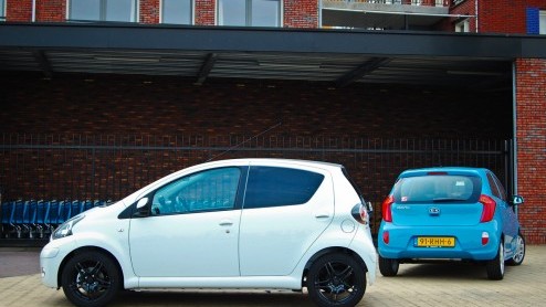 De eerste kennismaking met de Kia Picanto was veelbelovend. De vraag rees of de nieuwe Koreaanse spruit het stokje over zou kunnen nemen van n van de best verkochte stadsautos, de Toyota Aygo. Is e