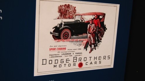 Autoreclame is van alle tijden. De tentoonstelling '125 jaar Autoreclame' in het Museum van de Twintigste Eeuw brengt dat op amuserende wijze in beeld. Wanneer ontwikkelde de auto zich tot statussymbo