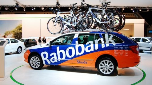 De AutoRAI 2011 is van start gegaan. De beursvloer van het Hollandse autofeest staat vol met spannende, opvallende en zeer zuinige (Nederlandse) primeurs. Wij waren er natuurlijk bij en geven je alvas