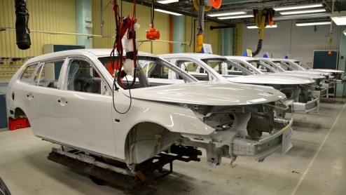 Na de presentatie van de Saab 9-3 ePower Concept op de Autosalon van Parijs in 2010 werkt Saab momenteel (nou, ja...) aan een vloot van deze elektrische variant in de Trollhttan-fabriek.