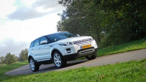 De nieuwe Evoque is een belangrijke aanwinst in de modelfamilie Range Rover. Met vernieuwend design, compactere proporties en een prettiger prijskaartje kan het merk een compleet nieuwe doelgroep trak