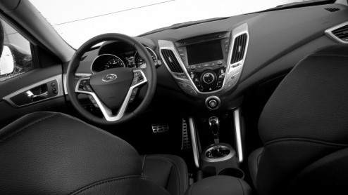 Of je m nou in het geel, rood, groen of oranje bestelt, opvallen in de Hyundai Veloster doe je altijd. De Koreaanse aandachtstrekker blijft in het nieuws, want een Turbo-versie is onderweg en sinds k
