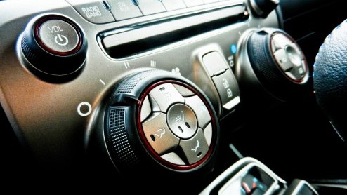 Sommige dingen wil je gewoon hebben, ook al moet je er de hoofdprijs voor betalen. Een horloge dat niemand heeft, een hele mooie winterjas van je favoriete (auto)merk, die te gekke sneakers...je kent 