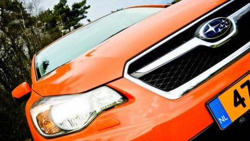 Uitgerekend in het jaar van het EK komt Subaru met de nieuwe XV aan zet. Wat voetbal met de stoere Japanner te maken heeft? Hij is ook leverbaar in het oranje! Hoe liggen de kansen van de XV in het sp