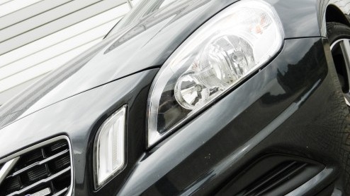 Volvo heeft de smaak te pakken in het aanbieden van modellen met bijtellingsvoordeel. In het leveringsprogramma van de S60 is er nu naast de bestaande D2 diesel ook een versie met Powershift automaat