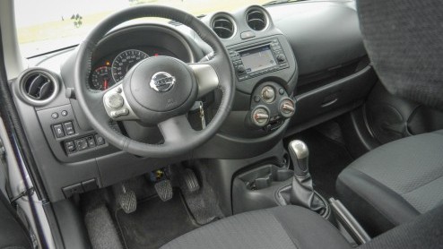 We weten allemaal dat er meer wegen naar Rome leiden. Die vlieger gaat ook op bij het bereiken van een laag brandstofverbruik. De Micra DIG-S heeft geen tweecilinder met turbo of een viercilinder met