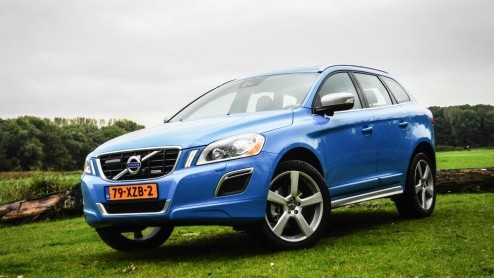 Voor Mercedes-Benz is de Volvo XC60 de grootste concurrent van de GLK-Klasse, die onlangs fijntjes is bijgepunt. Hoewel ze in design volledig hun eigen weg bewandelen, zijn beiden zeer comfortgericht.