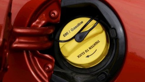 De brandstof bio-ethanol maakt deze week zijn opmars. Nadat bekend werd dat de literprijs drastisch werd verlaagd door een initiatief van Volvo en Tamoil, ontvangen we nu het bericht dat Chrysler, Jee