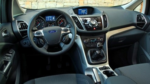 Nieuw in het 'assortiment' van de Ford C-MAX is de Ambiente-uitvoering. Deze nieuwe instapper heeft een tammere 1.6 Ti-VCT en een opvallend scherpe prijs: 20.995 euro. Ook de prijslijst van de Grand C