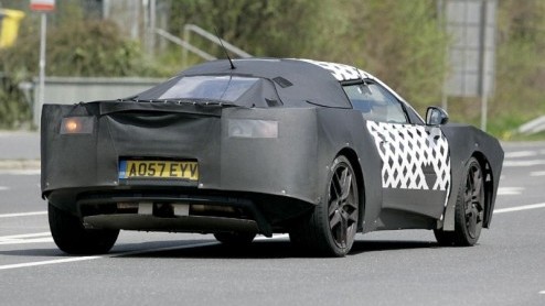 Het is misschien even stil geweest rondom Lotus, maar het begeerlijke merk heeft zijn zinnen gezet op een nieuw model. De nieuwe telg draagt de codenaam Eagle en zal een stuk groter zijn dan de al bes