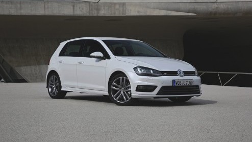 Volkswagen Golf leverbaar met R-Line pakketten.