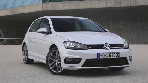Volkswagen Golf leverbaar met R-Line pakketten.