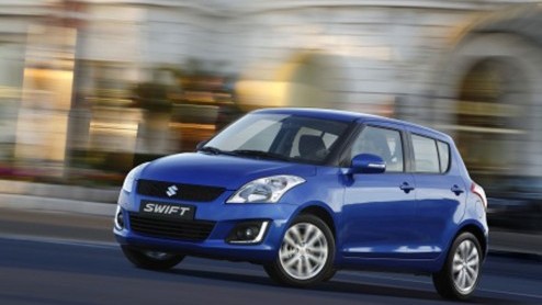Op de website van Suzuki Belgi zijn fotos te zien van de vernieuwde Swift. Het model dat vermoedelijk op de IAA in Frankfurt wordt onthuld, is slechts op details aangepast.