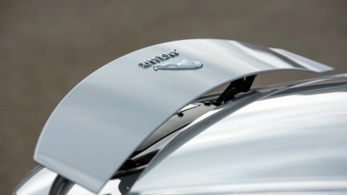 Rij-indruk met de nieuwe Jaguar F-TYPE. Zet hij het vuur aan de schenen van een 911 en R8?