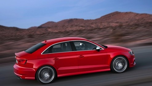 Audi A3 Limousine staat aan de start. Bestelbaar vanaf juni en nog dit najaar uitgeleverd.