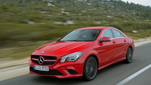Aan de vooravond van Detroit mochten we 'm al even bezichtigen en zojuist hebben we er mee gereden: de Mercedes-Benz CLA.
