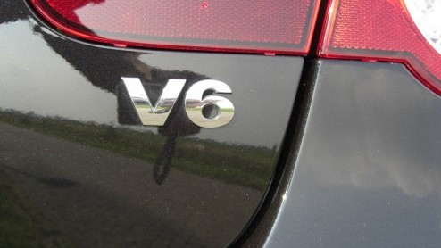 Net als andere merken begreep Volkswagen het theoretische voordeel van een coupe-cabriolet met stalen dak; het beste van twee werelden gecombineerd. Hoewel het niet altijd een estetisch voordeel oplev