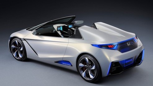 In Tokyo debuteert de Honda EV-STER, een nieuwe generatie sportauto met elektrische aandrijving. Het studiemodel is uit oogpunt van efficintie vervaardigd deels uit koolstofvezel. Productieplannen zi