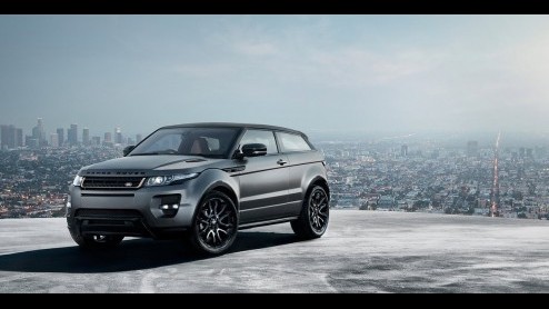 Dat de Evoque van Land Rover in trek is bij het vrouwelijk publiek was al bekend. Onlangs werd de hippe SUV namelijk nog uitgeroepen tot Womens World Car of the Year. Om dat nog even te onderstrepen k