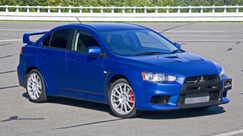 Het nieuws rond de Mitsubishi Lancer Evolution X stroomt steeds meer binnen, hoewel hij pas debuteert op de autoshow in Tokio volgende maand. Naast officile fotos zijn er nu ook specificaties bekend