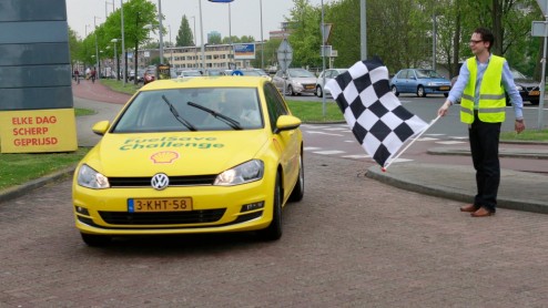 Henk en Marianne Timmer rijden Shell Fuelsave Driving Challenge in een Golf 1.2 TSI