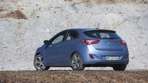 Zonder ook maar een kilometer gereden te hebben wisten we het al: de Koreanen mogen trots zijn op hun nieuwe Hyundai i30 . Het is immers niet vanzelfsprekend dat de CEO van Volkswagen AG ten tijde van