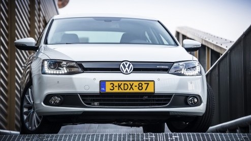 Volkswagen Jetta Hybrid is niet aan te slepen. Na al 700 verkochte exemplaren, heeft de fabriek nog eens 1.000 exemplaren beschikbaar gesteld voor ons land.