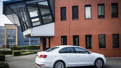 Volkswagen Jetta Hybrid is niet aan te slepen. Na al 700 verkochte exemplaren, heeft de fabriek nog eens 1.000 exemplaren beschikbaar gesteld voor ons land.