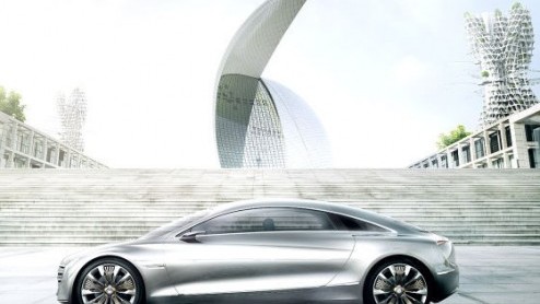 Nadat we vorige week konden melden dat Mercedes-Benz met een bijzondere concept car de show in Frankfurt zou stelen is het nieuws nu boven water; op de IAA staat de Mercedes F125 Concept met brandstof